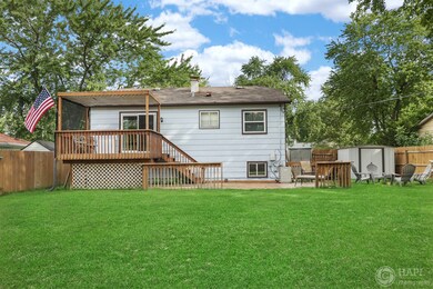 2313 Edgewood Rd, Waukegan, IL 60087 - photo 5