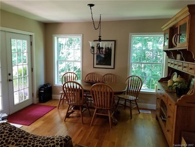 75 Hensley Dr, Asheville, NC 28806 - photo 7