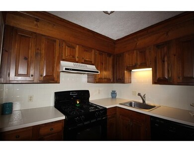 42 Essex St unit 3R, Salem, MA 01970 - photo 6