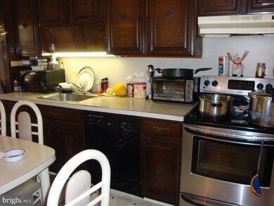 7200 Spruce St, Upper Darby, PA 19082 - photo 5