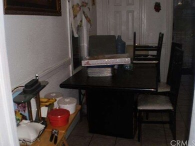 Dining Area. Next To Kitchen.