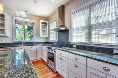 41 Grafton St unit 2, Arlington, MA 02474 - photo 3