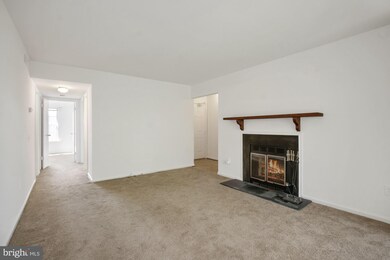 20233 Shipley Terrace unit 302, Germantown, MD 20874 - photo 7