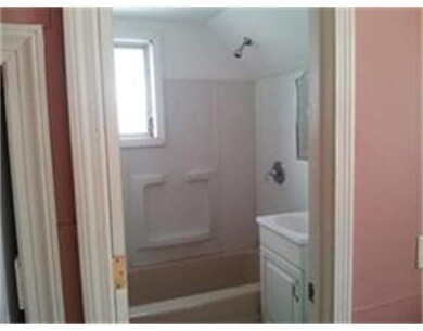 124 Belmont St unit 2, Worcester, MA 01605 - photo 5