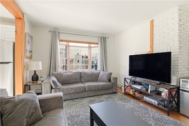 13 Holland St unit 1, Newport, RI 02840 - photo 6