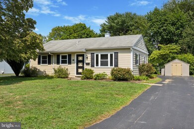 113 Manor Rd, Paoli, PA 19301 - photo 2