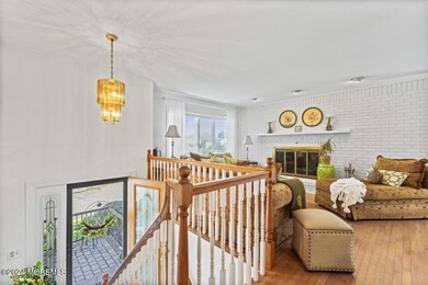Inviting Foyer