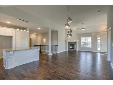 819 Cedar Ridge Dr, Raymore, MO 64083 - photo 6