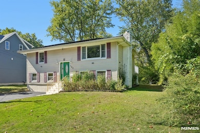 145 Catherine Ave, Mahwah, NJ 07430 - photo 2