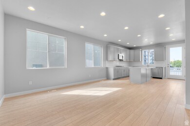 3636 W Harvest Gold Way, Riverton, UT 84065 - photo 6