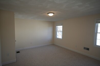 141 Cambridge St unit B, Burlington, MA 01803 - photo 5