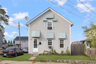 10 Grove St, West Warwick, RI 02893 - photo 2