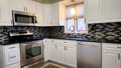 21 Philip Dr, Shelton, CT 06484 - photo 6