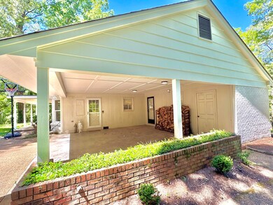 2404 7th St N, Columbus, MS 39705 - photo 6