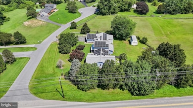 9201 Owings Manor Ct, Owings, MD 20736 - photo 5