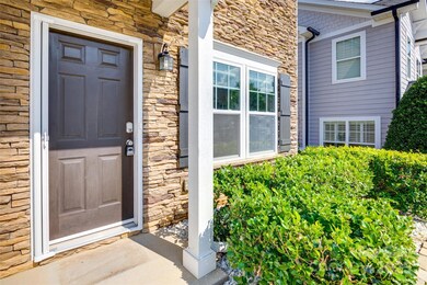 365 Battery Cir, Clover, SC 29710 - photo 4