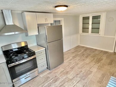 20 Paine St, Troy, NY 12183 - photo 4