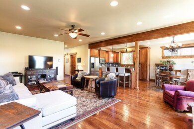 1102 Springer View Drive-006-006-1102Spr