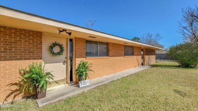 3 1025 Main Street