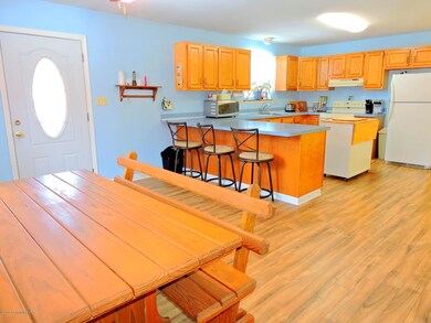 Dining into Kitchen Layout