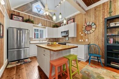 122 Bookter St, Bay Saint Louis, MS 39520 - photo 5