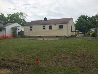 167 Davis Ave, Cranston, RI 02910 - photo 2