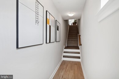 913 Riverplace Dr unit 13M, Conshohocken, PA 19428 - photo 3