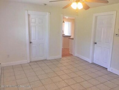 5 Fountain Ave unit 1, Matawan, NJ 07747 - photo 3