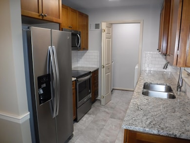 2964 Candlelight Way unit B, Lexington, KY 40502 - photo 3