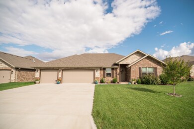 626NEagleParkCircle-22
