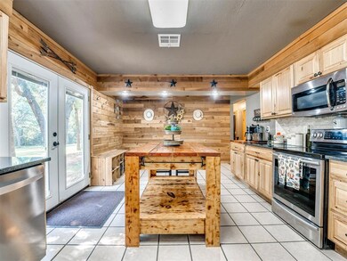 11 Cedar Ln, Shawnee, OK 74801 - photo 6