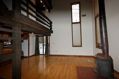 4 Lilac Ct unit 4, Cambridge, MA 02141 - photo 7