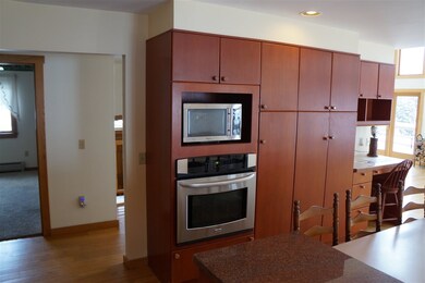 859 W Hill Rd, Northfield, VT 05663 - photo 5