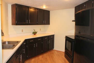 187 Trailside Way unit 187, Ashland, MA 01721 - photo 6