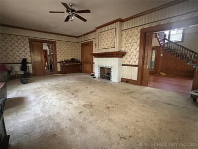 502 S Okmulgee Ave, Okmulgee, OK 74447 - photo 4