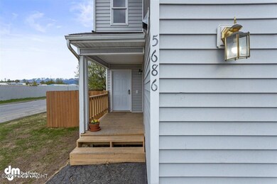 03-Exterior_SOPH7695