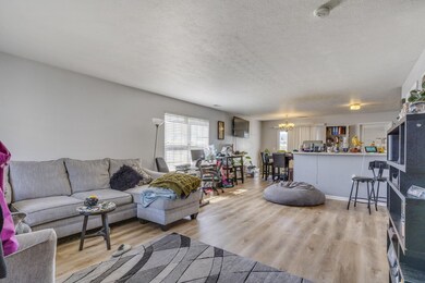 2-web-or-mls-3639-bracknell-forest-dr