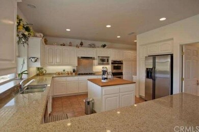 Kitchen, granite countertops, stainless steel appl