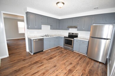 3276 Tower Dr unit A, Clarksville, TN 37042 - photo 5