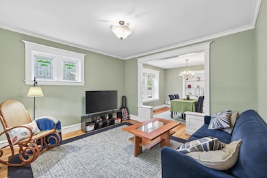 2046 James Ave N, Minneapolis, MN 55411 - photo 7