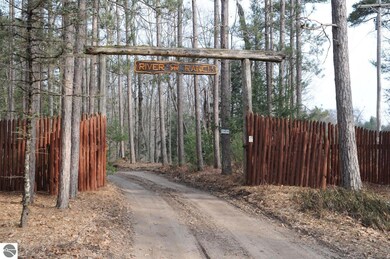 8765 W River Ranch Bend, Baldwin, MI 49304 - photo 5