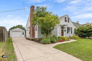 933 Aberdeen St NE, Grand Rapids, MI 49505 - photo 2