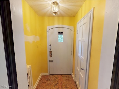 3771 Meadowbrook Blvd, University Heights, OH 44118 - photo 2