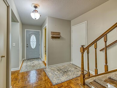 74 Linswood Dr, Monroe, MI 48162 - photo 3