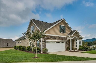 1326 Middleton Cir, Asheboro, NC 27205 - photo 2