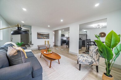 5417 York Ln N-27