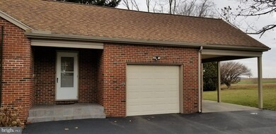 81 Glenbrook Rd, Leola, PA 17540 - photo 4