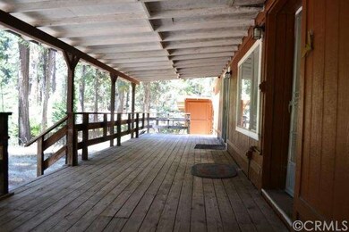 Attractive covered front porch.