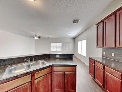 289 Country Crossing Cir, Magnolia, TX 77354 - photo 3