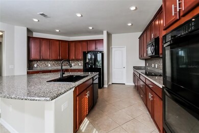 11332 Brighton Knoll Loop, Riverview, FL 33579 - photo 5